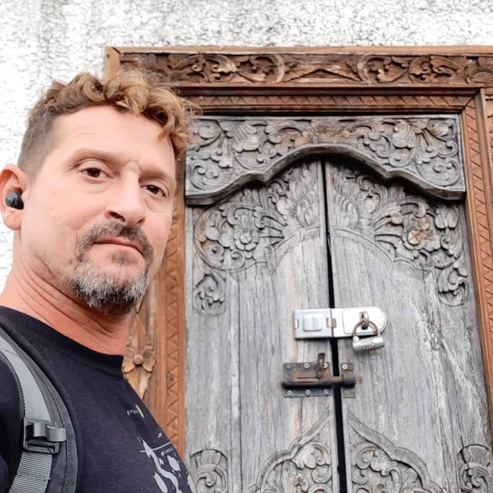 Old Door Selfy